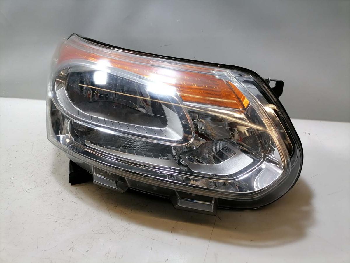 Citroen C3 Picasso original Scheinwerfer vorn rechts Halogen Bj.2010